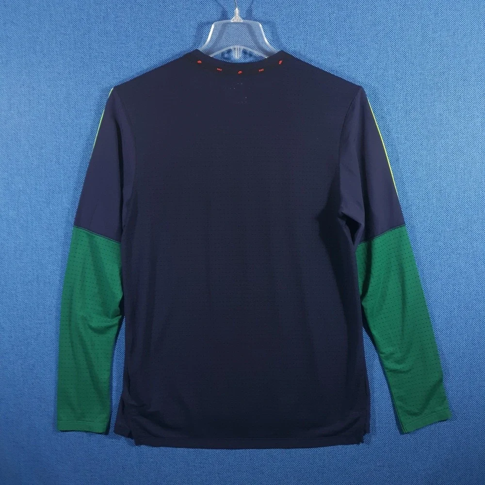 Nike T-Shirt Mens Size Medium Athletic Dri-Fit Long Sleeve Colorblock